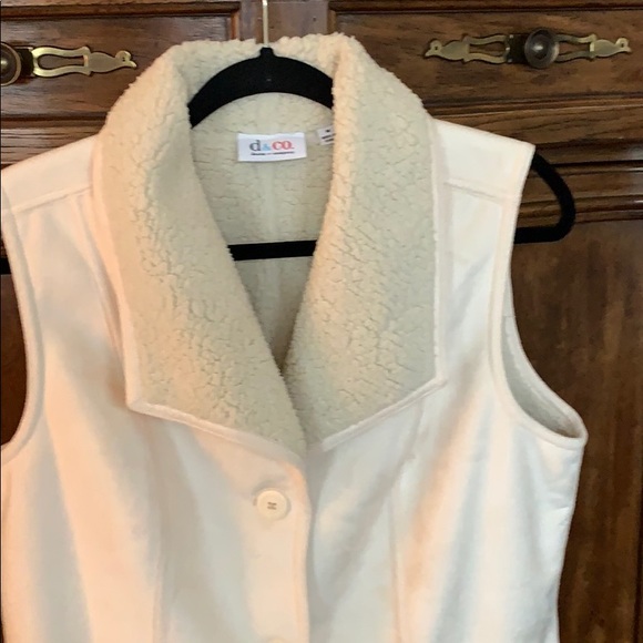 Faux Suede Shearling Vest - Picture 2 of 6